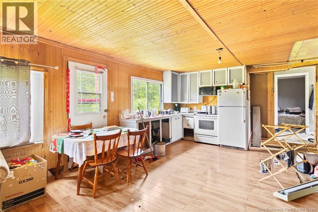 241 Fowler Road - 9