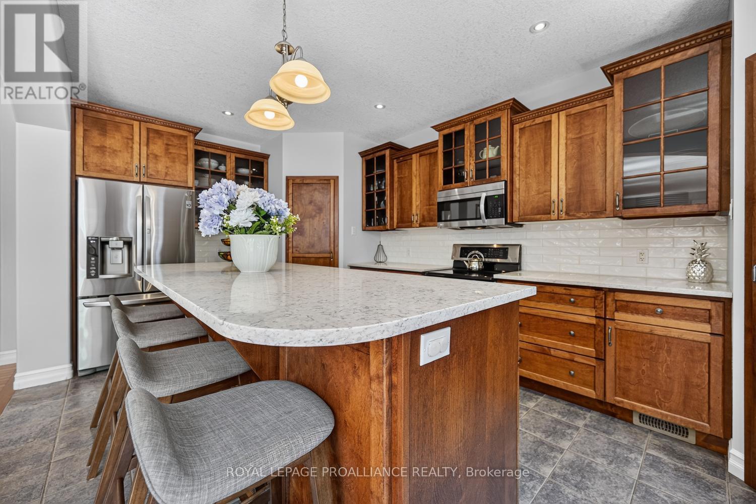1330 CUTHBERTSON AVENUE - 14