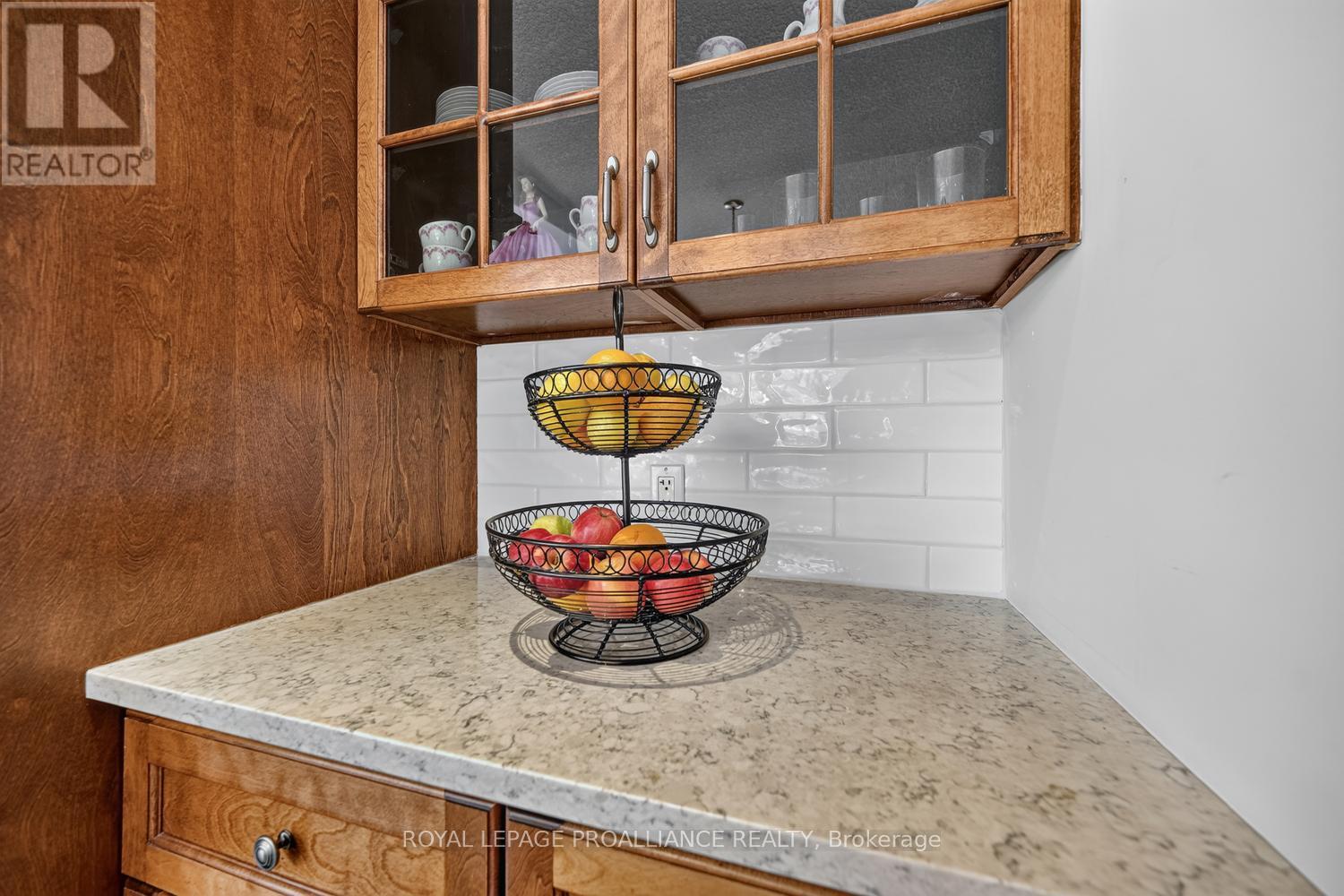1330 CUTHBERTSON AVENUE - 20