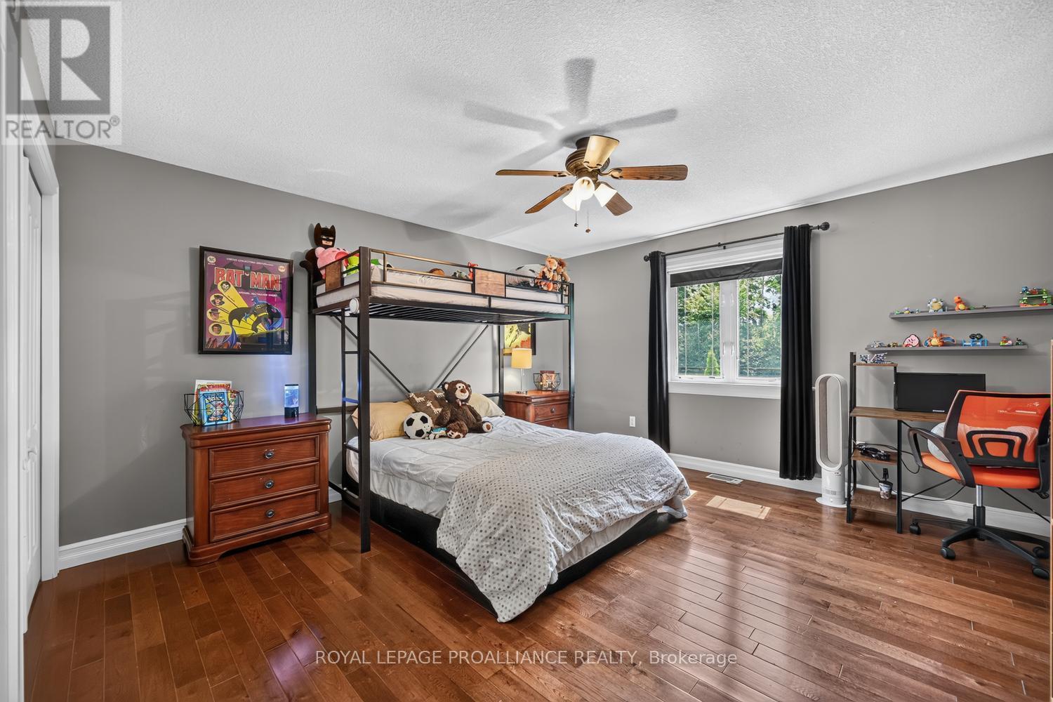 1330 CUTHBERTSON AVENUE - 33