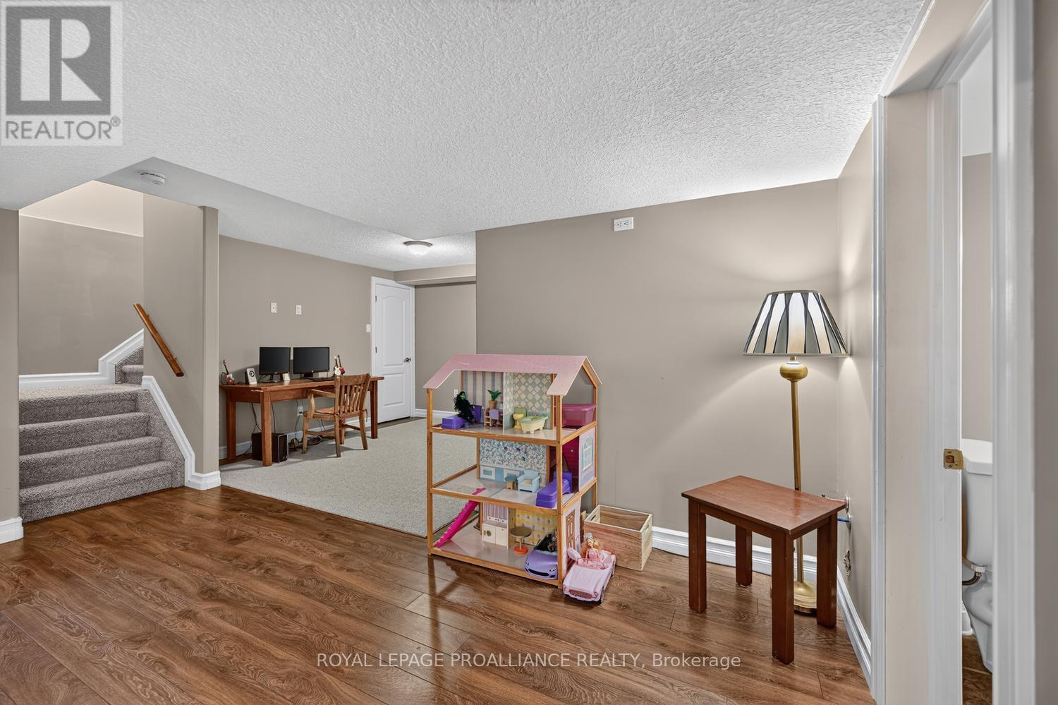 1330 CUTHBERTSON AVENUE - 41