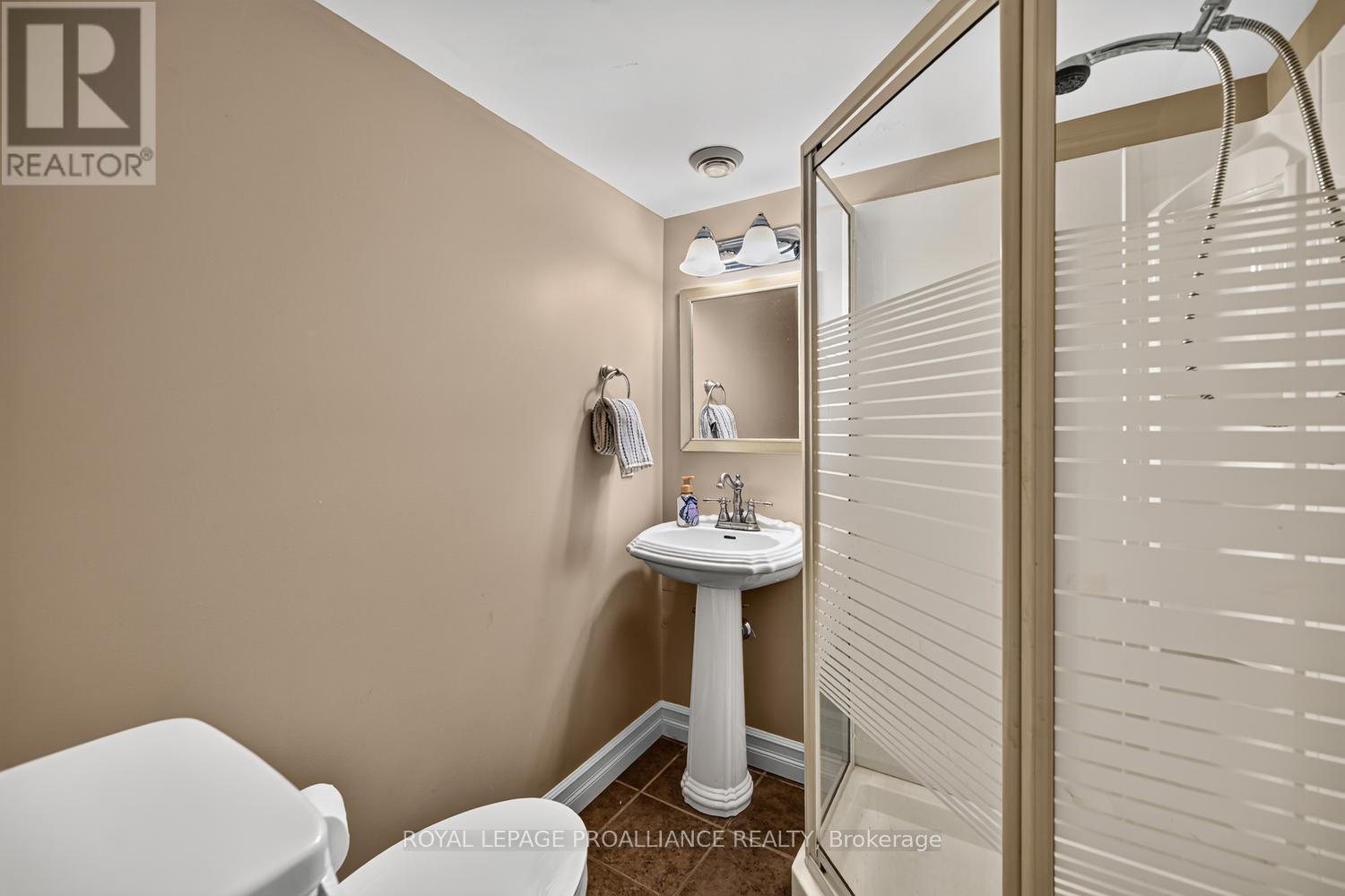 1330 CUTHBERTSON AVENUE - 42