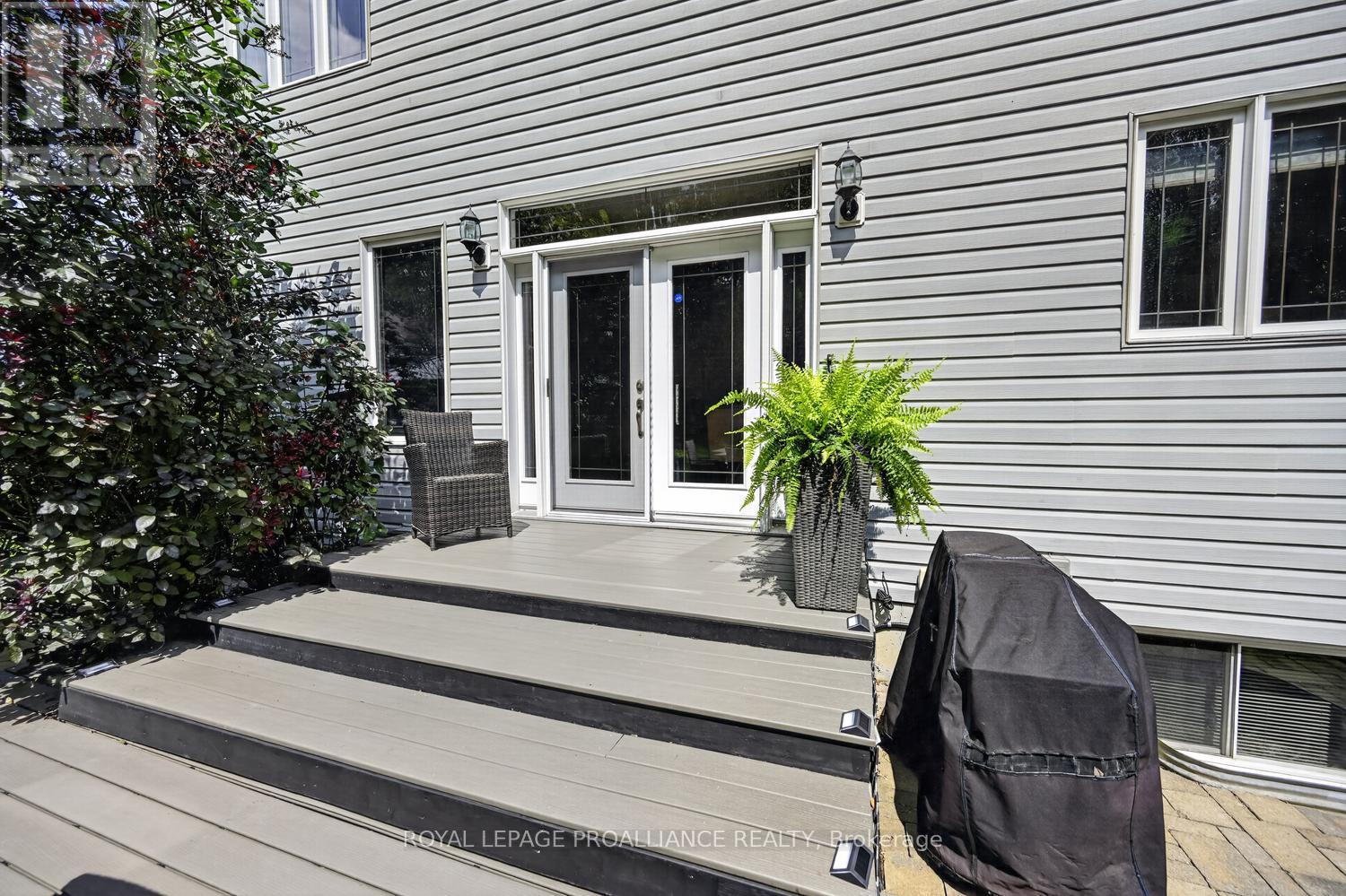 1330 CUTHBERTSON AVENUE - 44