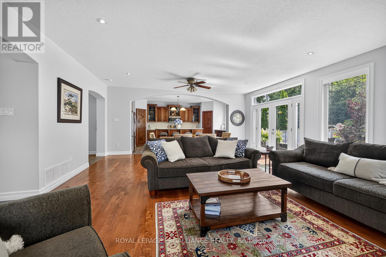 1330 CUTHBERTSON AVENUE - 9