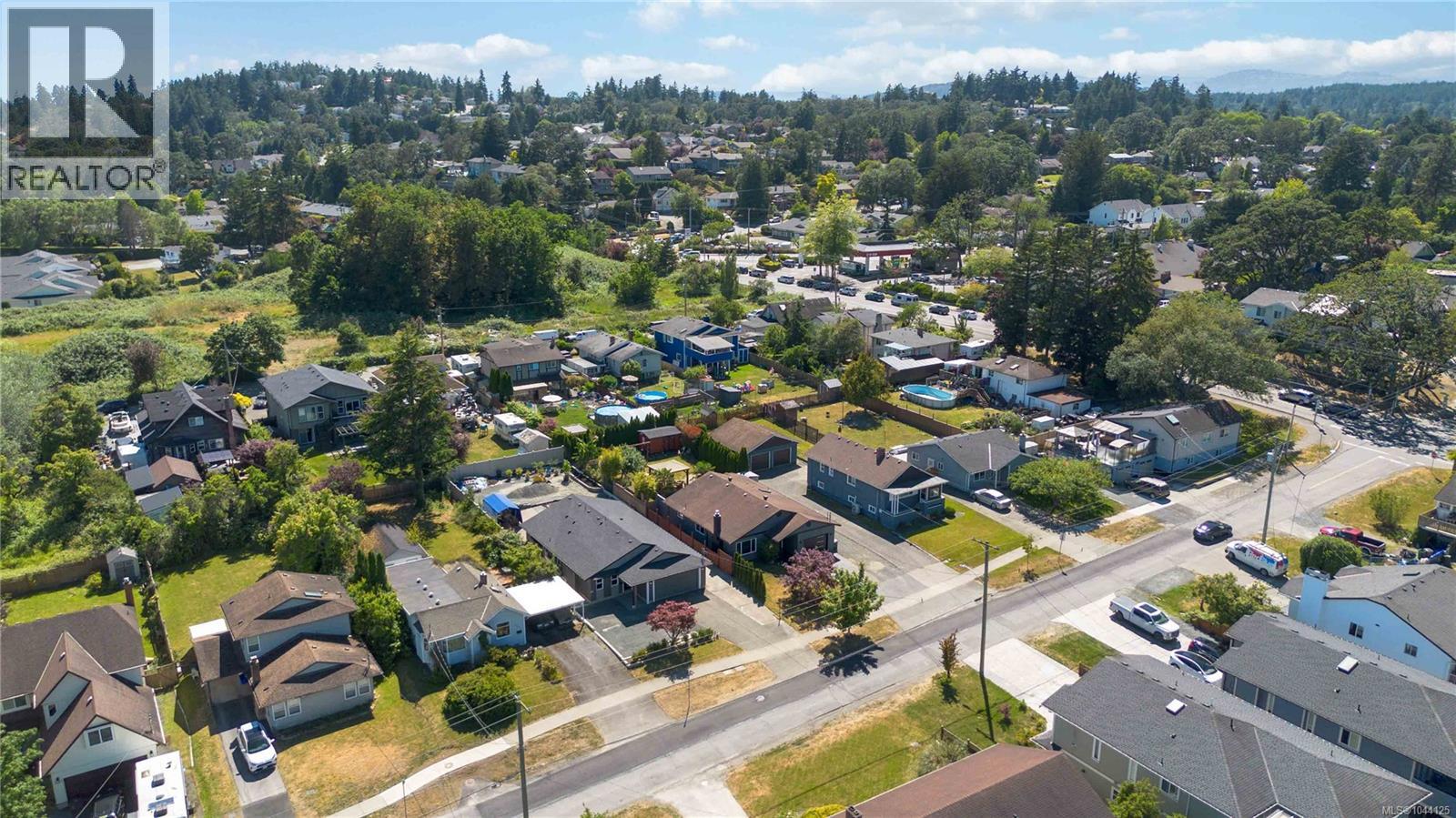 1171 Roy Rd - 33