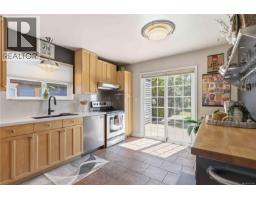 Dining room - 1171 Roy Rd, Saanich, BC V8Z2X5 Photo 9