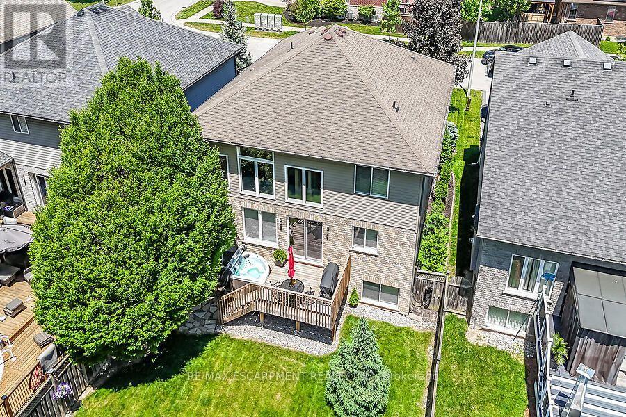 25 SOUTHWOOD CRESCENT - 6