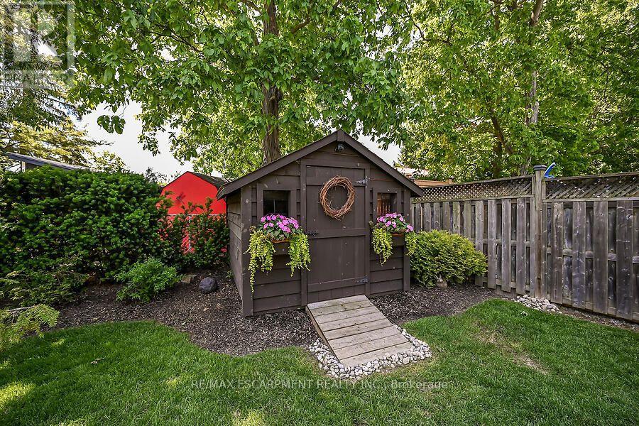 25 SOUTHWOOD CRESCENT - 41