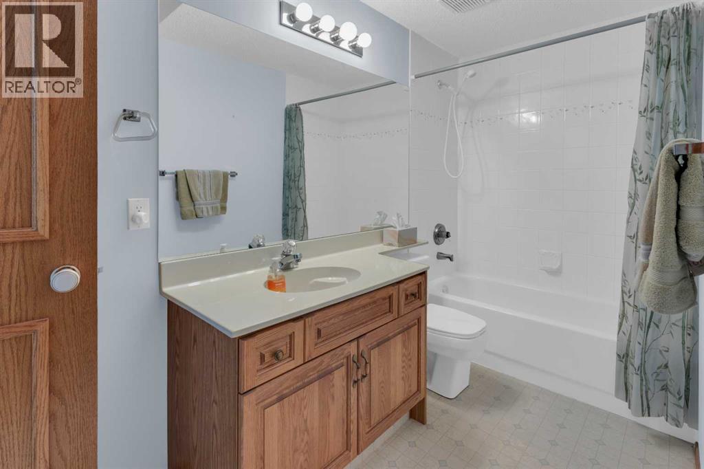 359 Schubert Place NW - 29