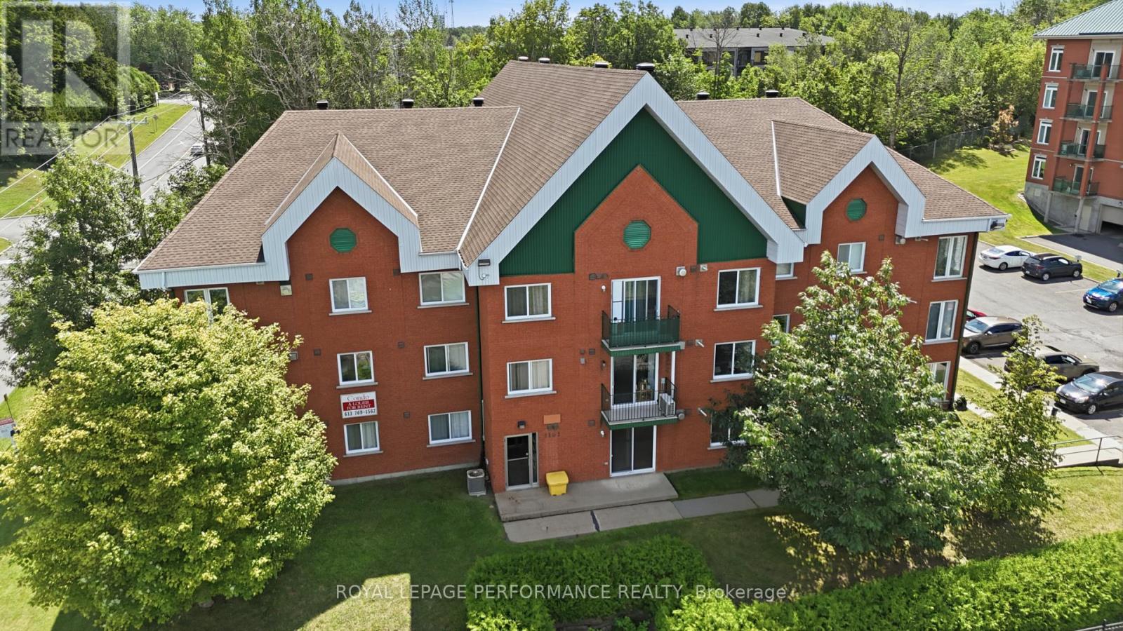 #112 1101 CLEMENT STREET - 42