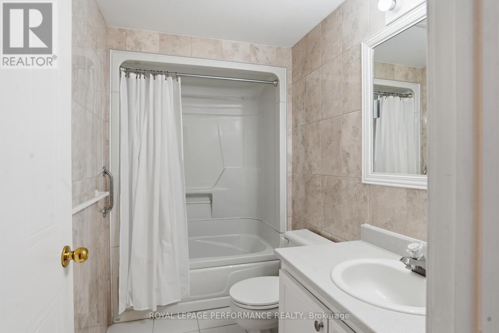 #122 1101 CLEMENT STREET - Image 15