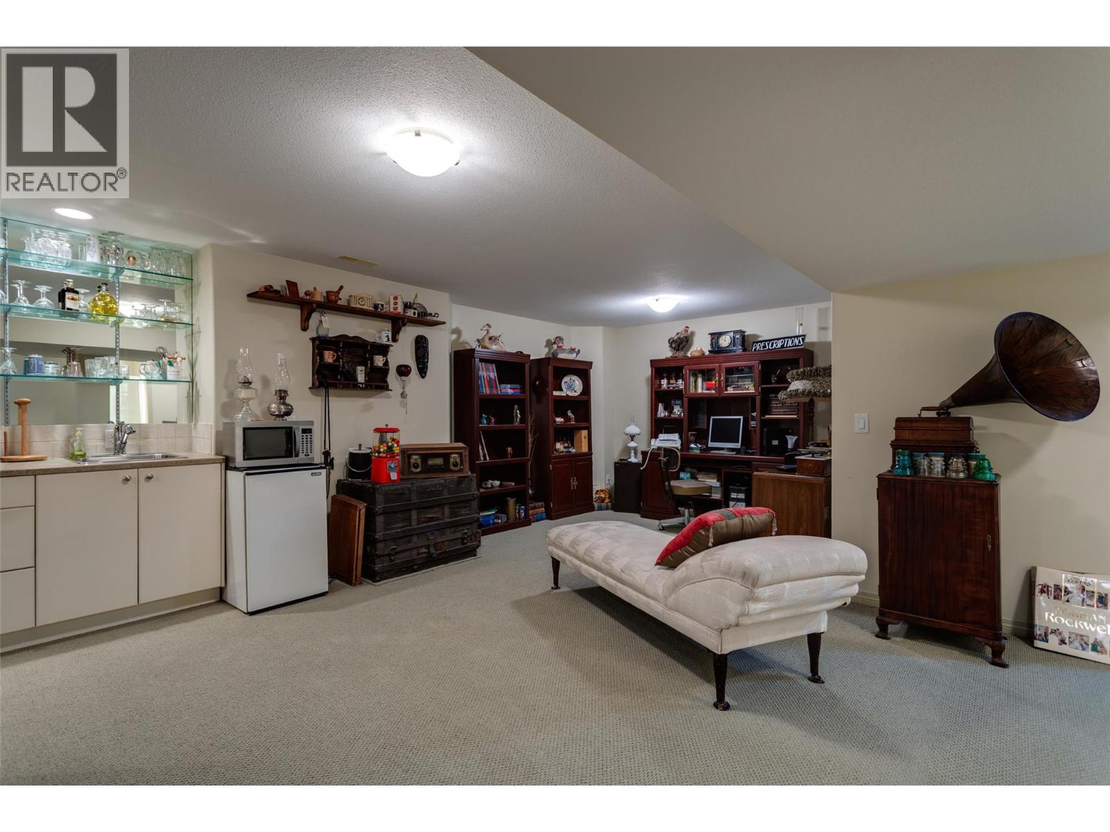 #114 1188 Houghton Road - 24