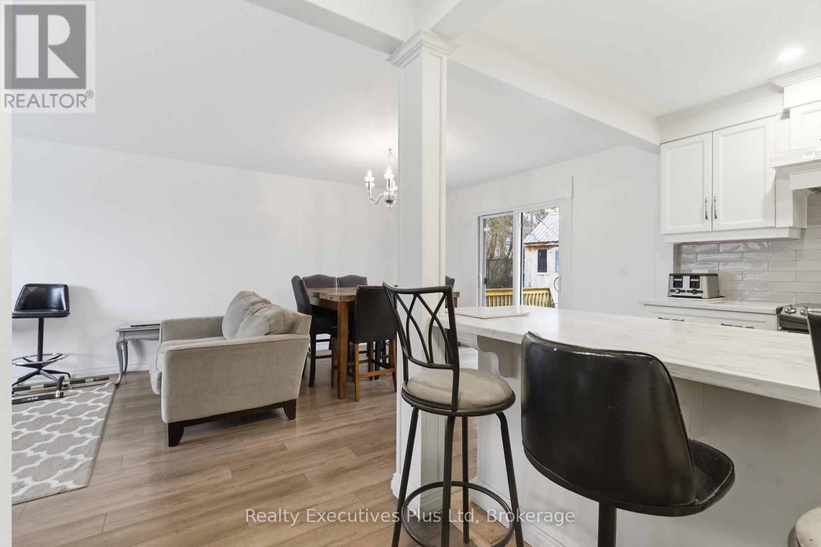 90 WESTERN AVENUE - 6