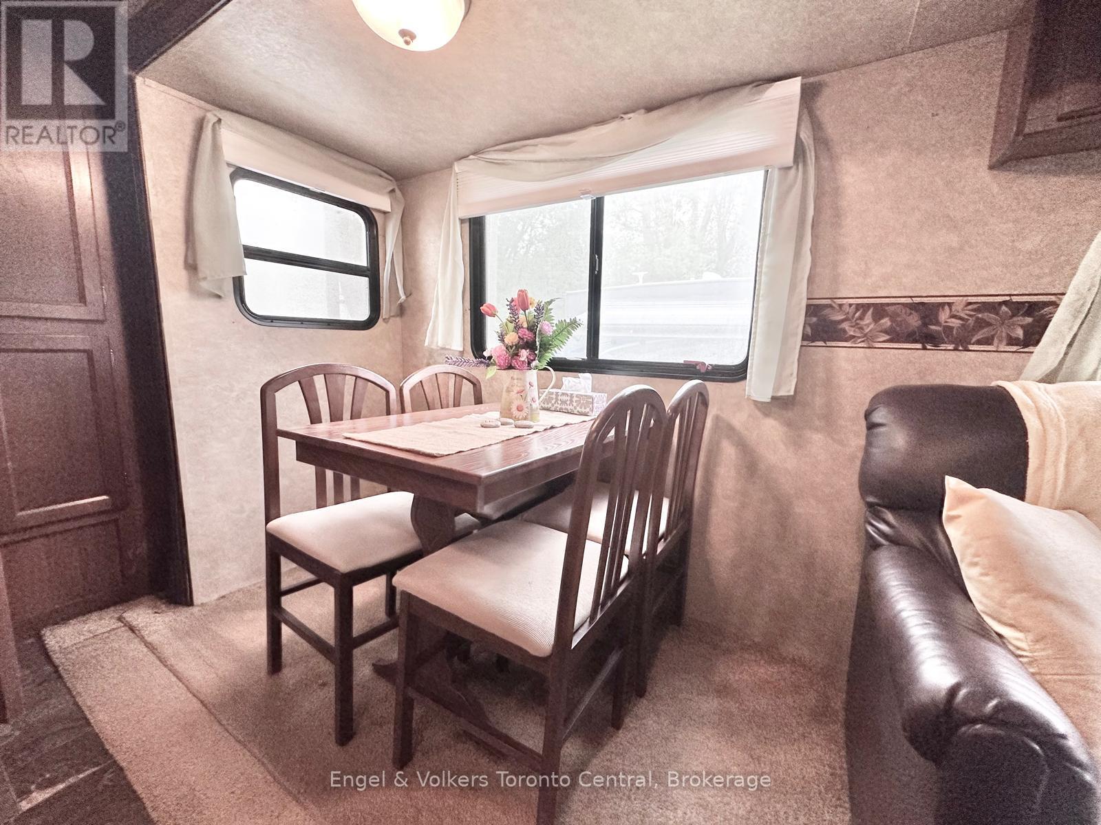 #S4 7489 SIDEROAD 5 E - 21