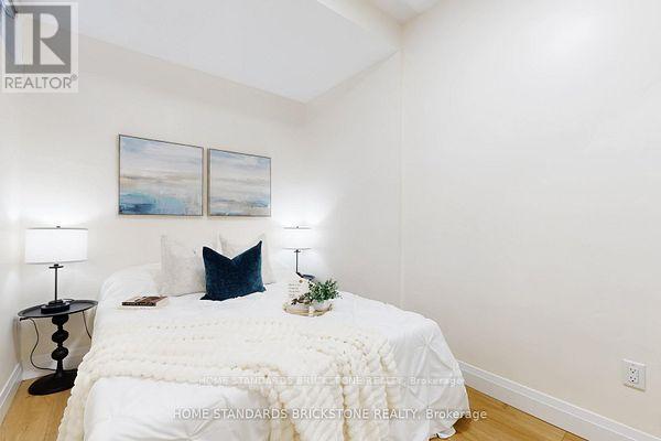 #53 19 ELDORA AVENUE - 19