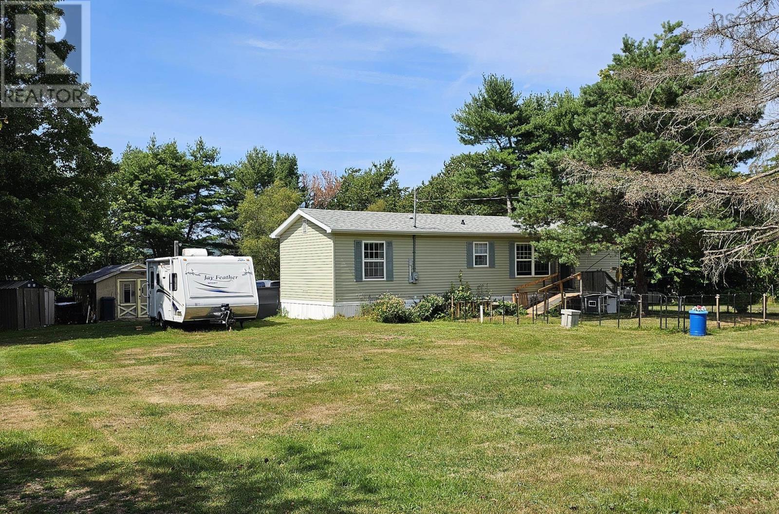 1781 Highway 201, Round Hill — photo 3