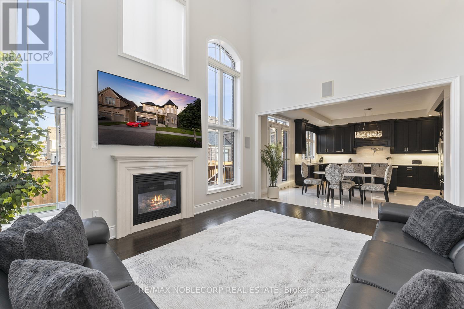 91 WOODGATE PINES DRIVE - 9