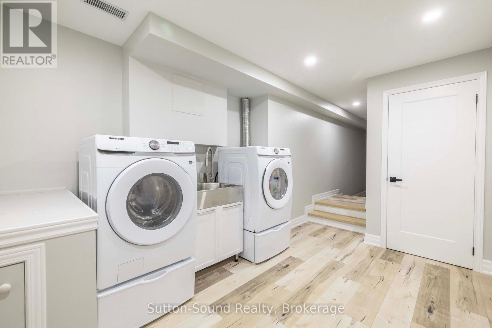 222404 DERBY-KEPPEL TOWNLINE - 34