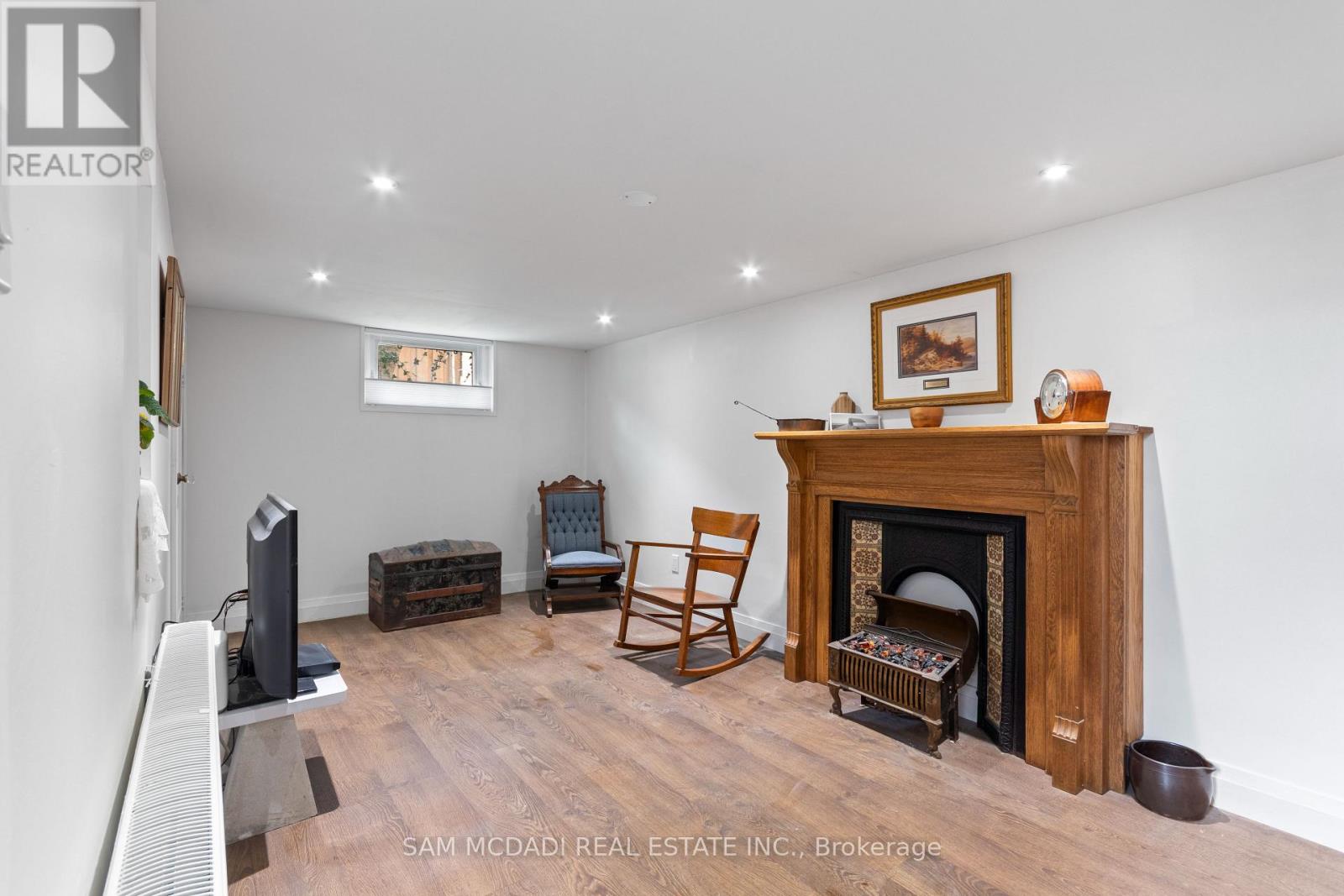 1088 CHERRIEBELL ROAD - Image 19