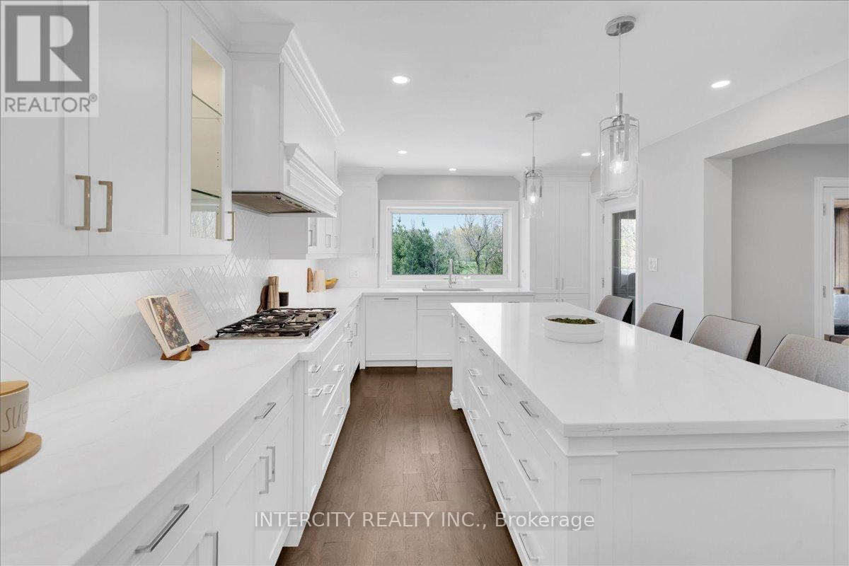 61 GOLFWOOD HEIGHTS - 14