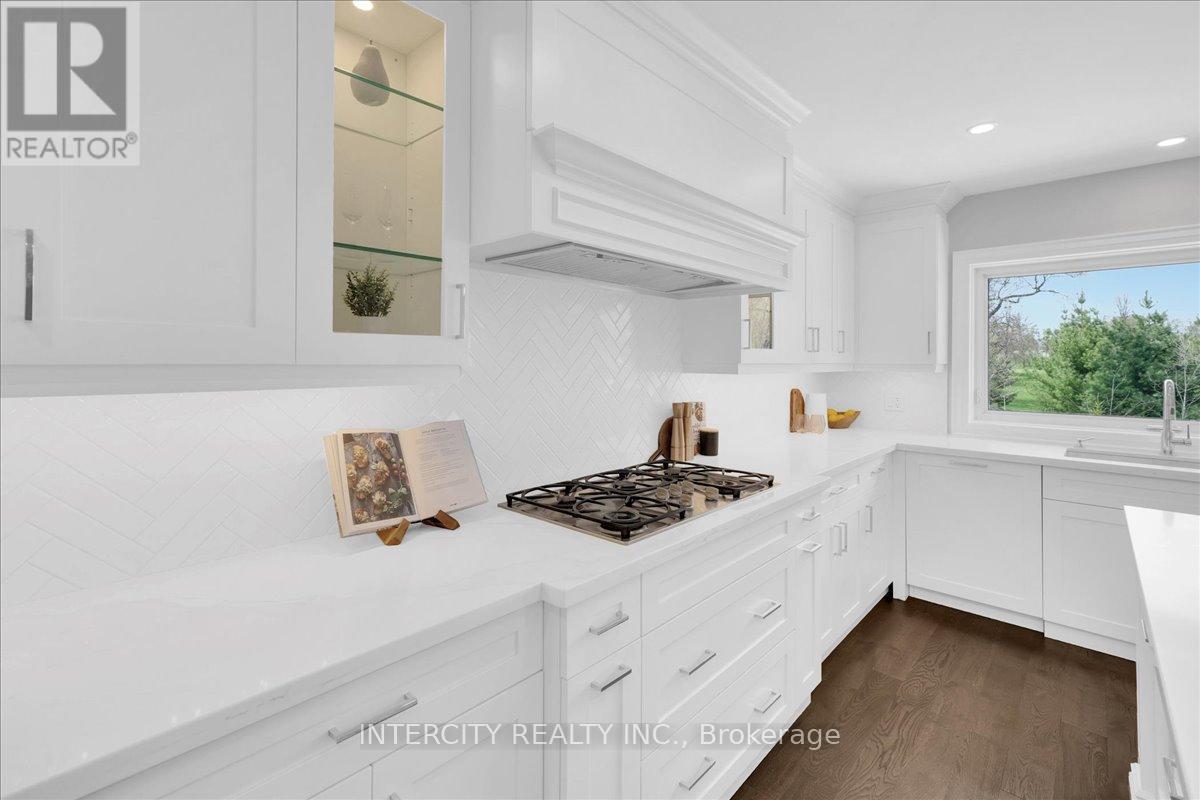 61 GOLFWOOD HEIGHTS - 16