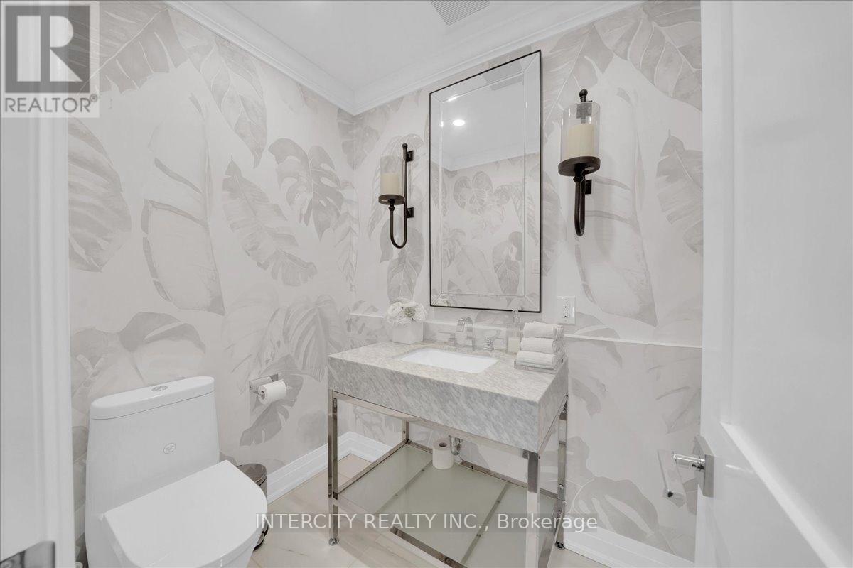 61 GOLFWOOD HEIGHTS - 23