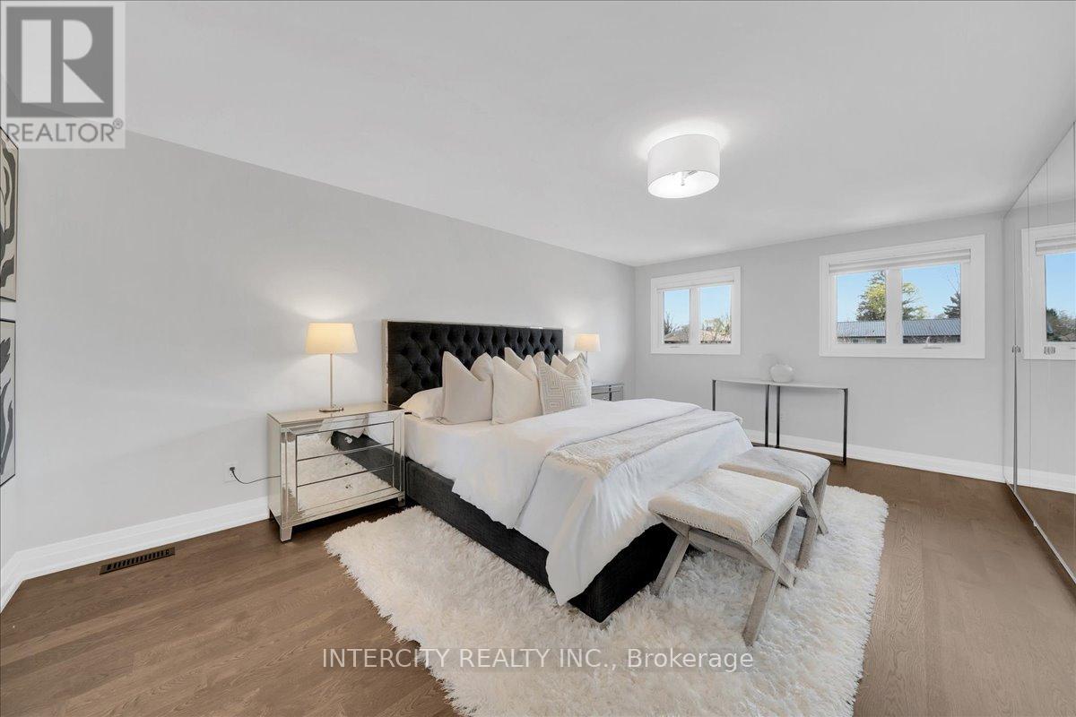 61 GOLFWOOD HEIGHTS - 26
