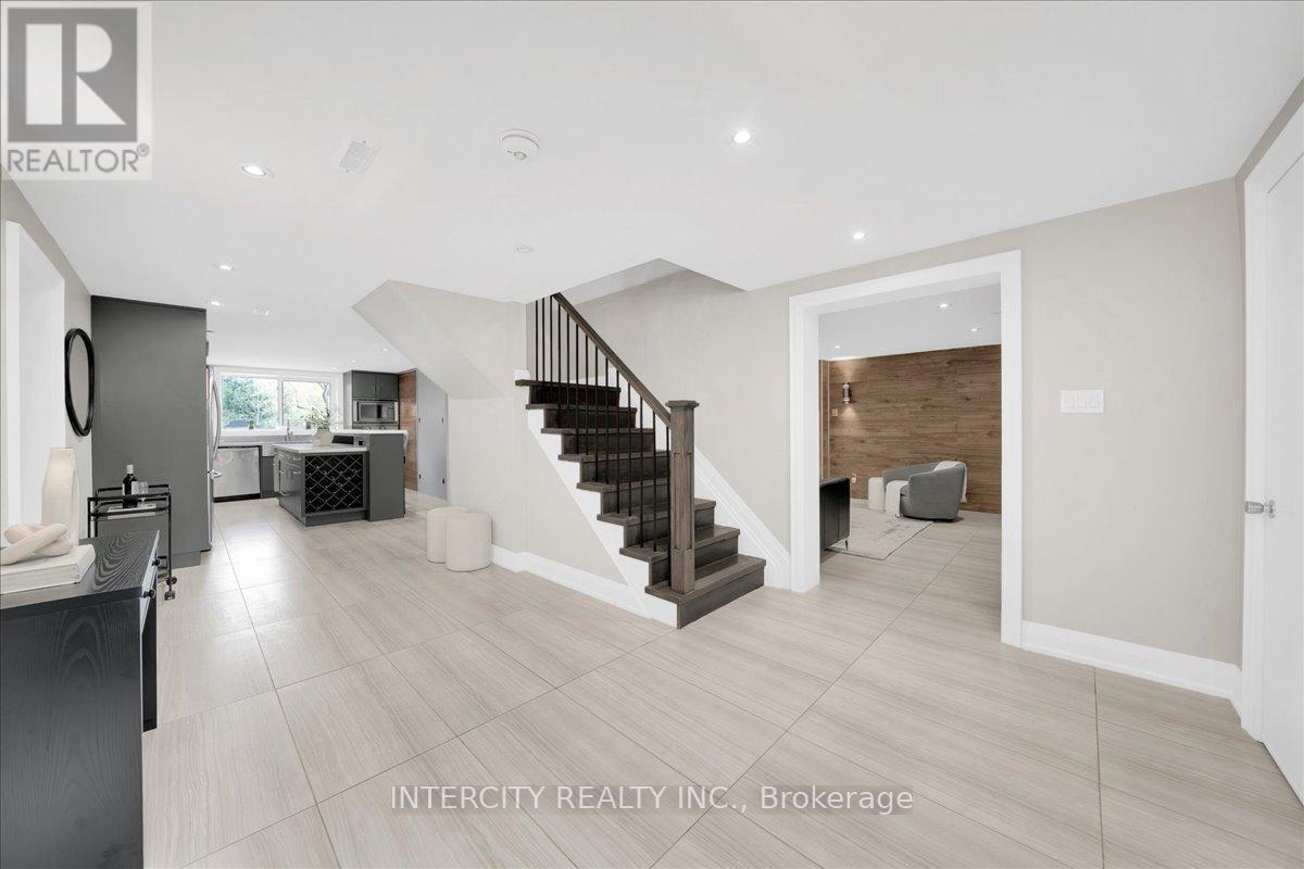 61 GOLFWOOD HEIGHTS - 36