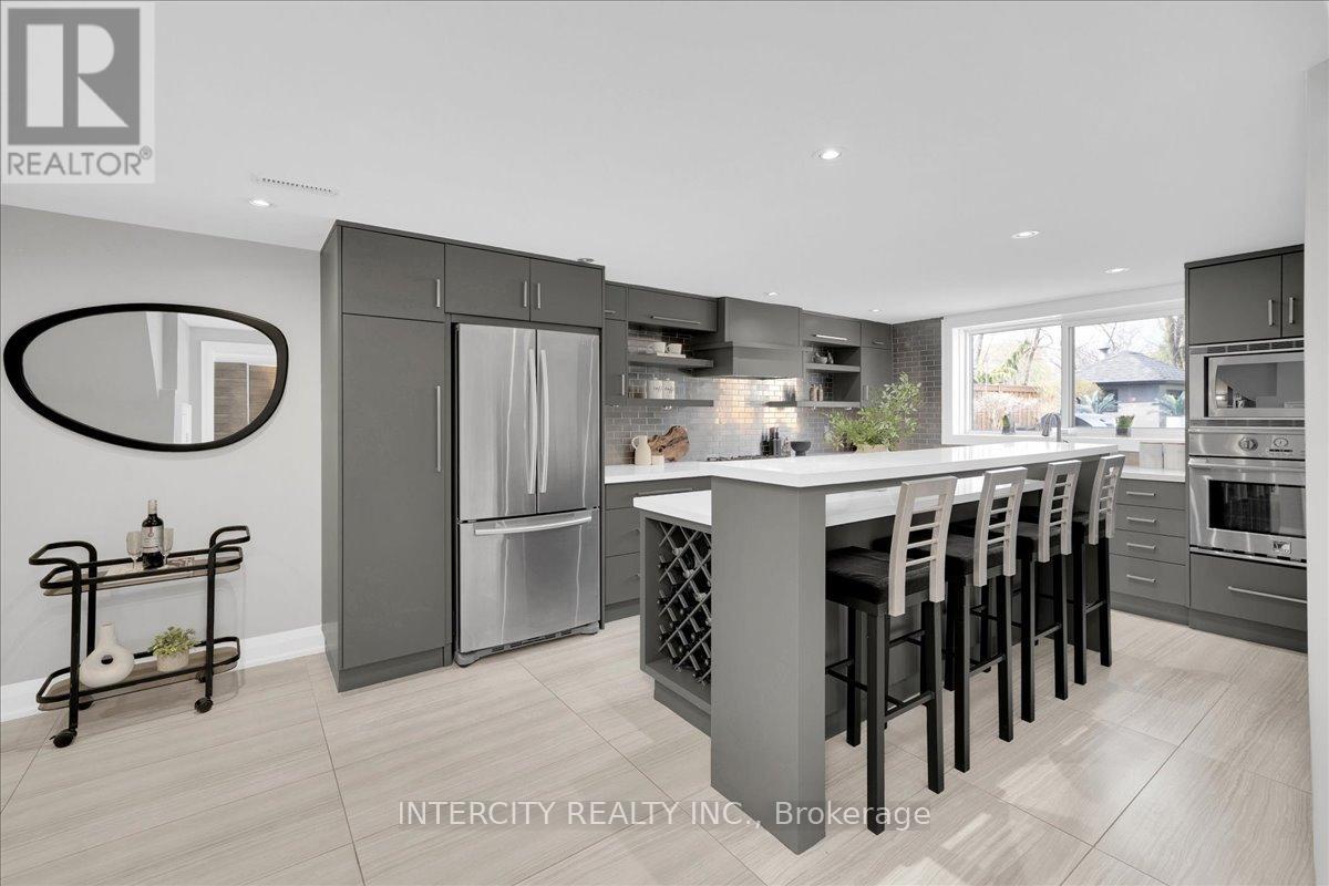 61 GOLFWOOD HEIGHTS - 44
