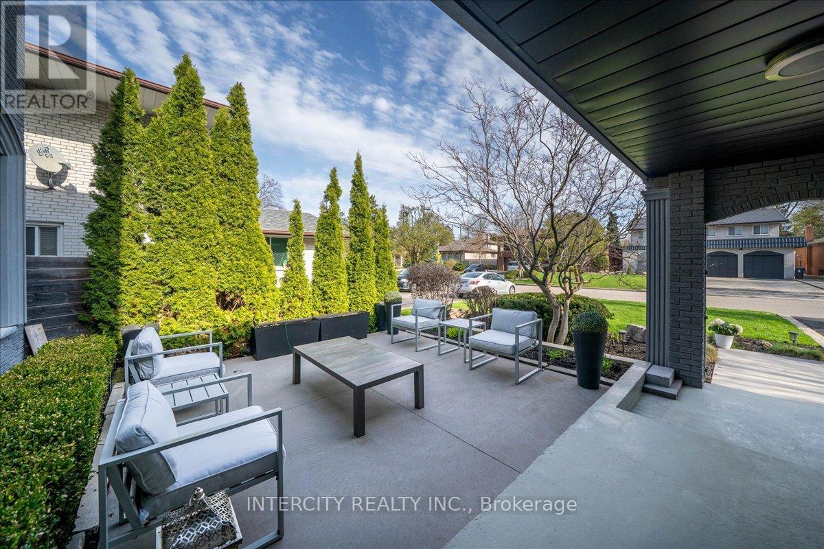 61 GOLFWOOD HEIGHTS - 6