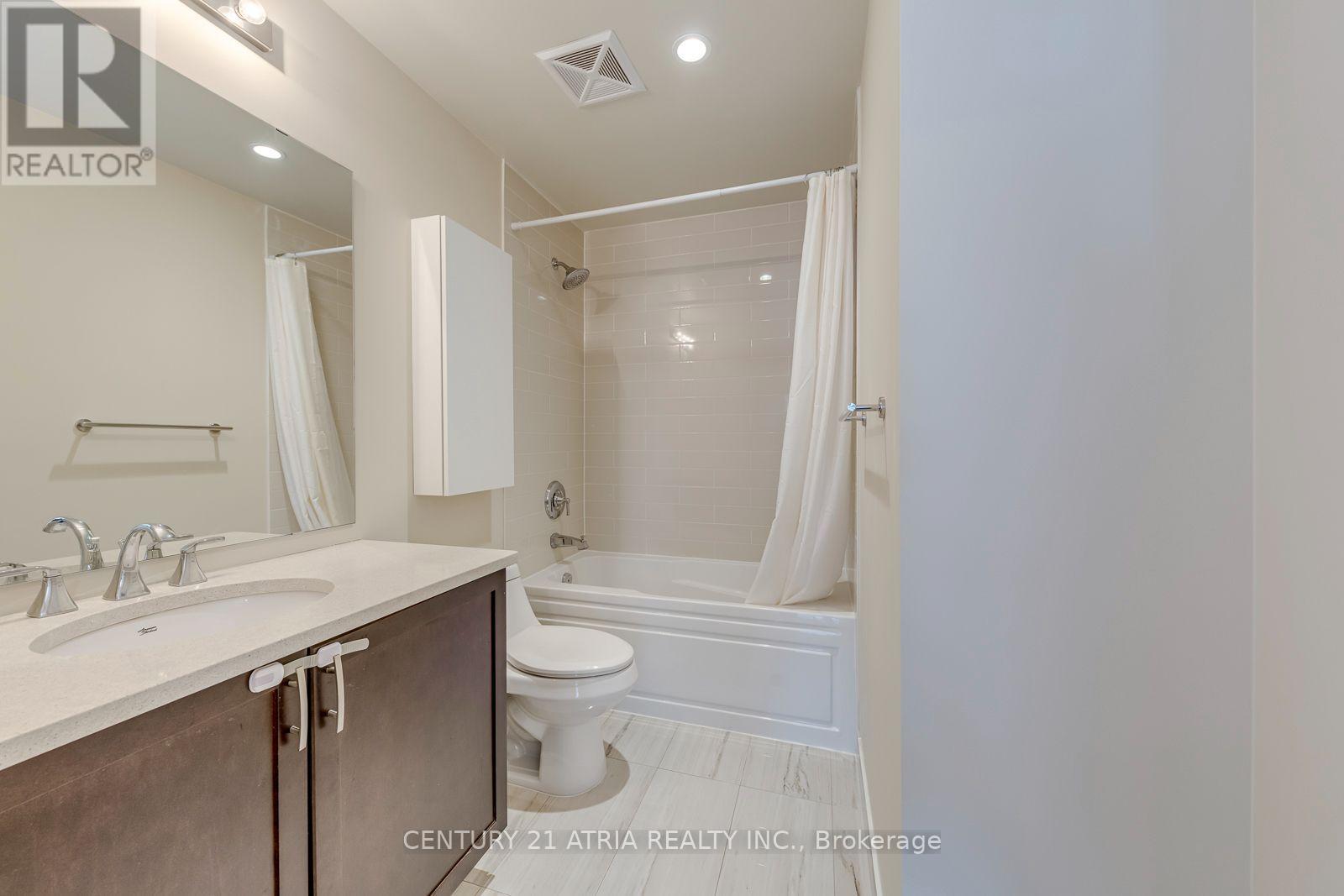 #1512 39 ANNIE CRAIG DRIVE - 12