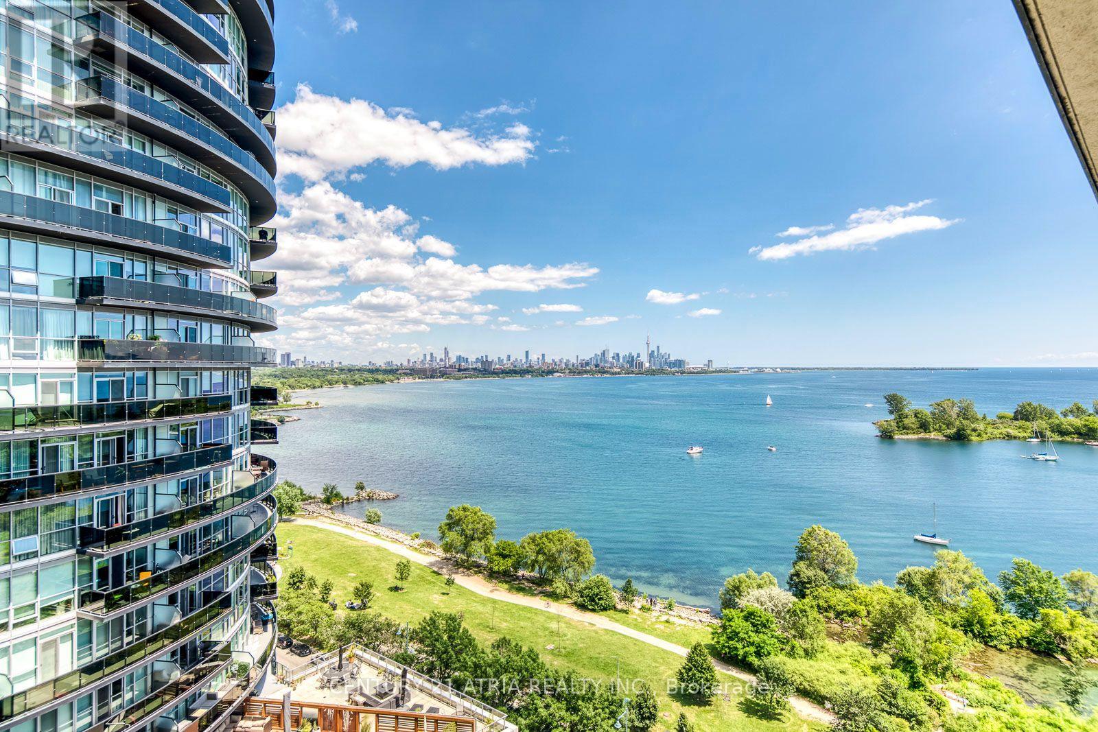 #1512 39 ANNIE CRAIG DRIVE - 21