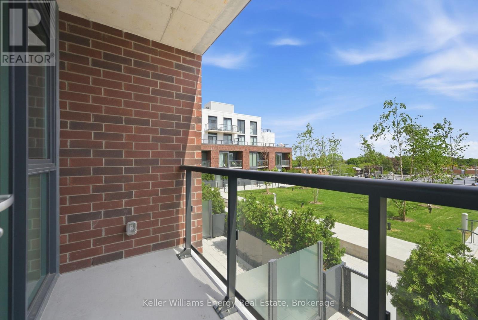 #417 201 BROCK STREET S - 18