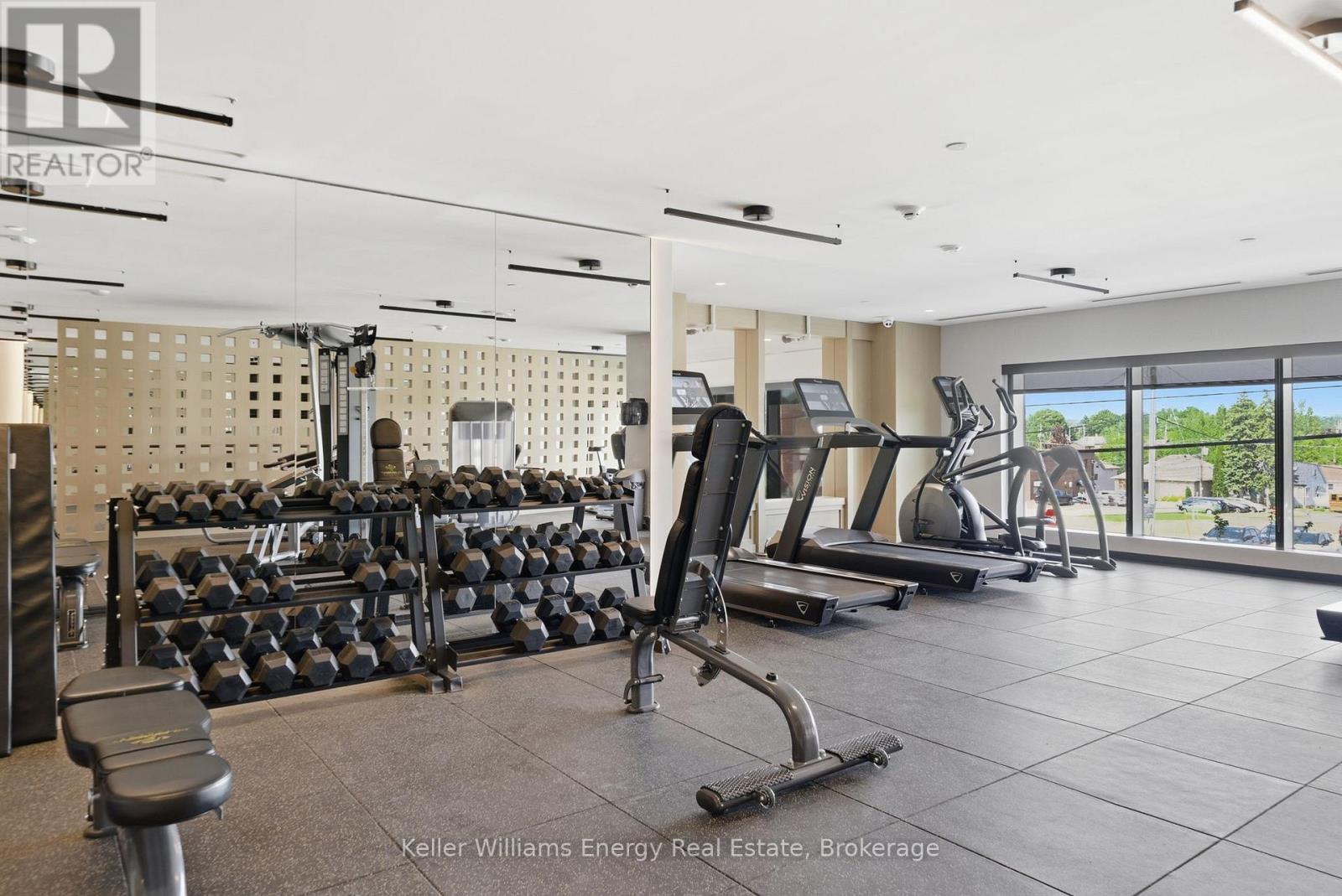 #417 201 BROCK STREET S - 25