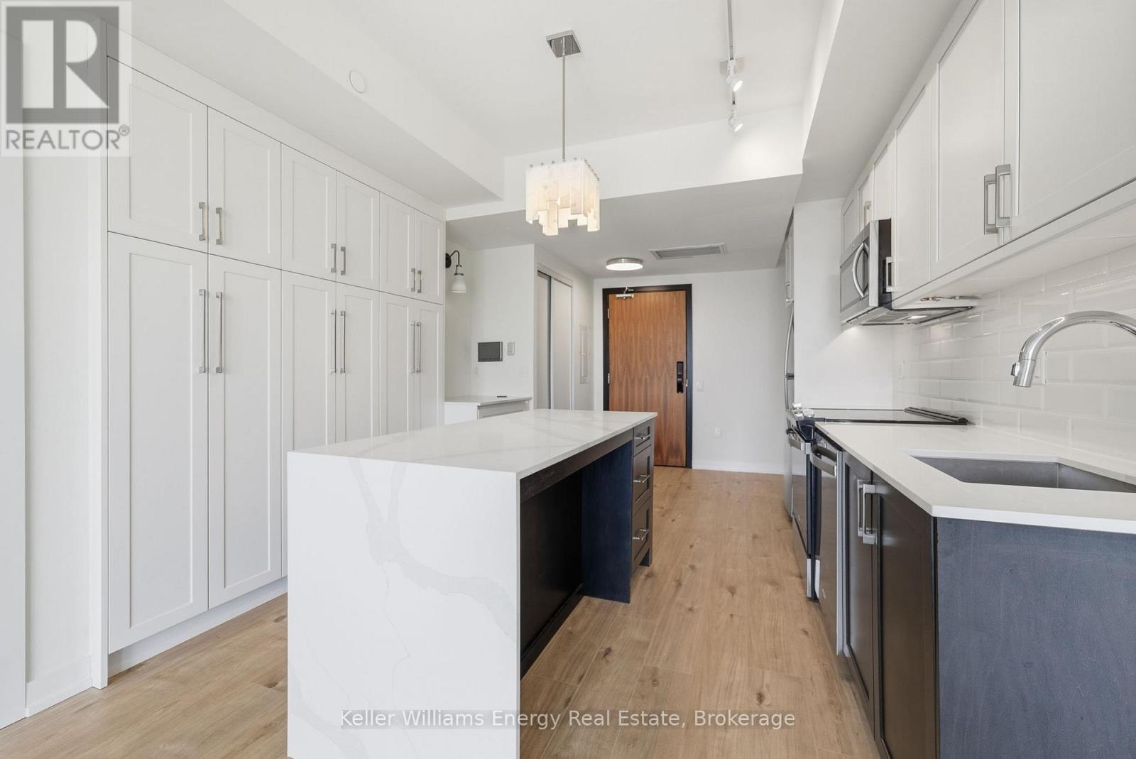 #417 201 BROCK STREET S - 8