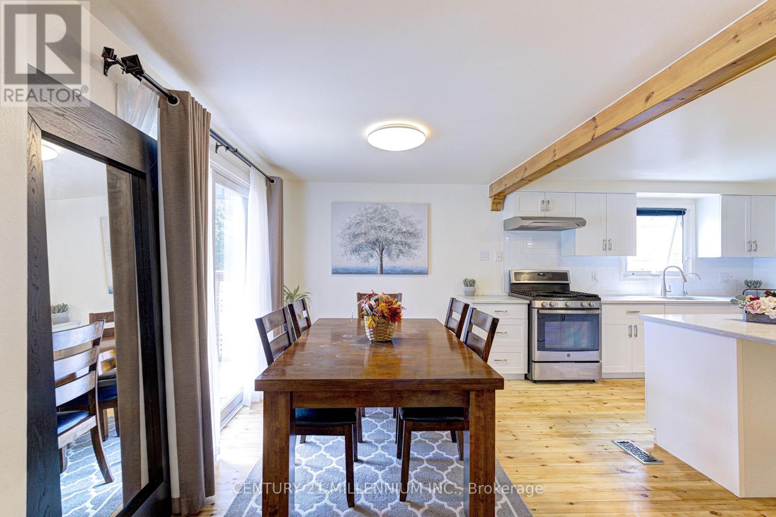 59 LEWIS CRESCENT - 11