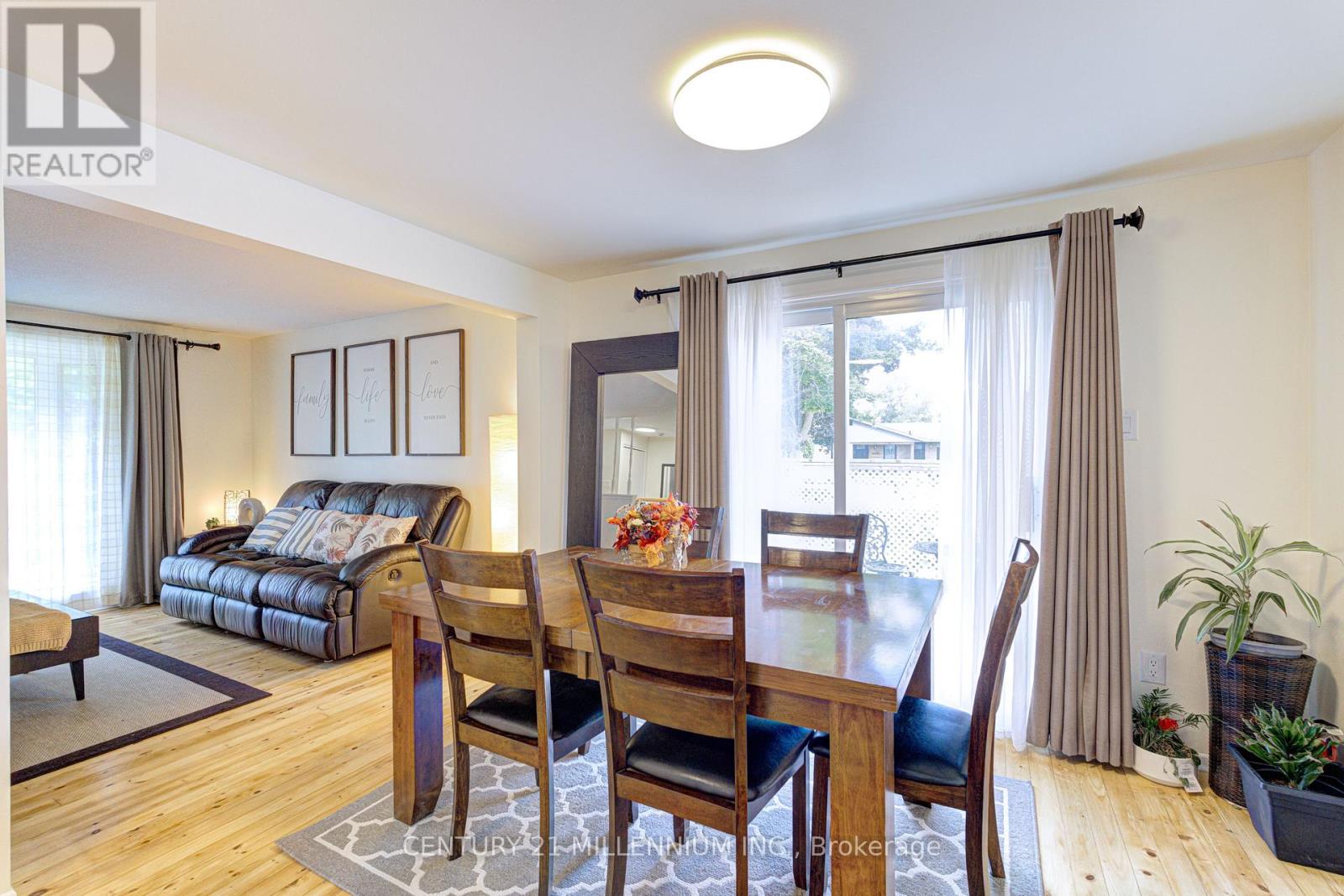 59 LEWIS CRESCENT - 13