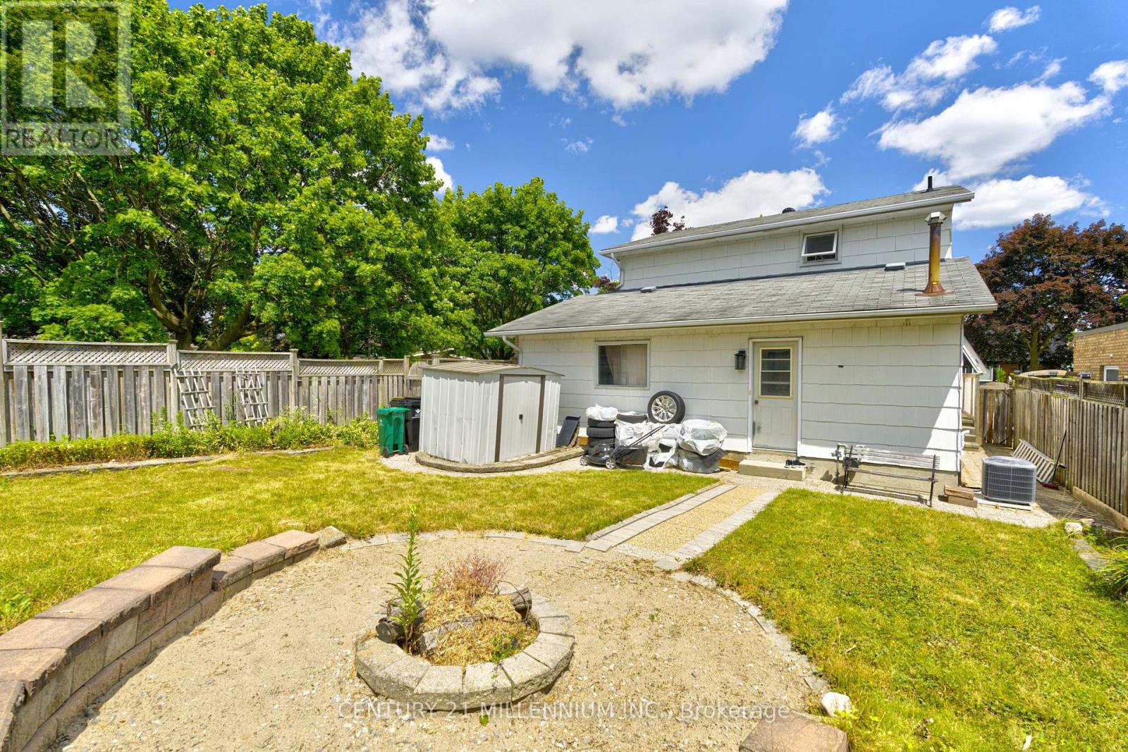 59 LEWIS CRESCENT - 41