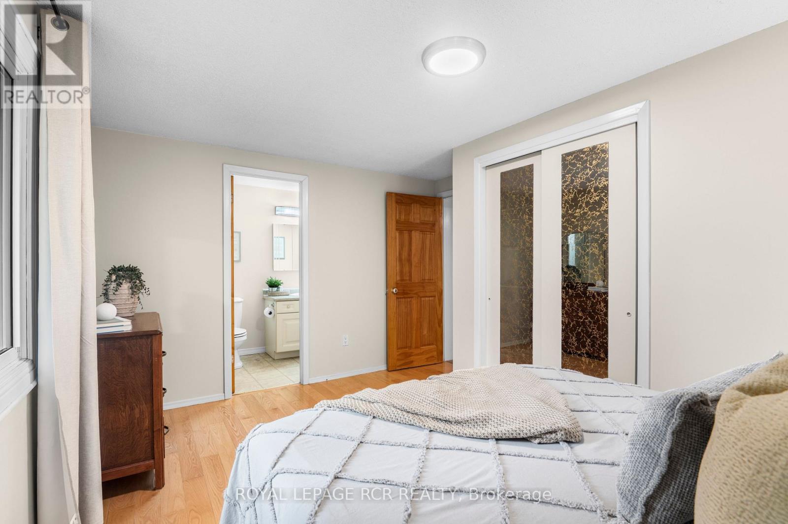 393519 COUNTY ROAD 12 - 28
