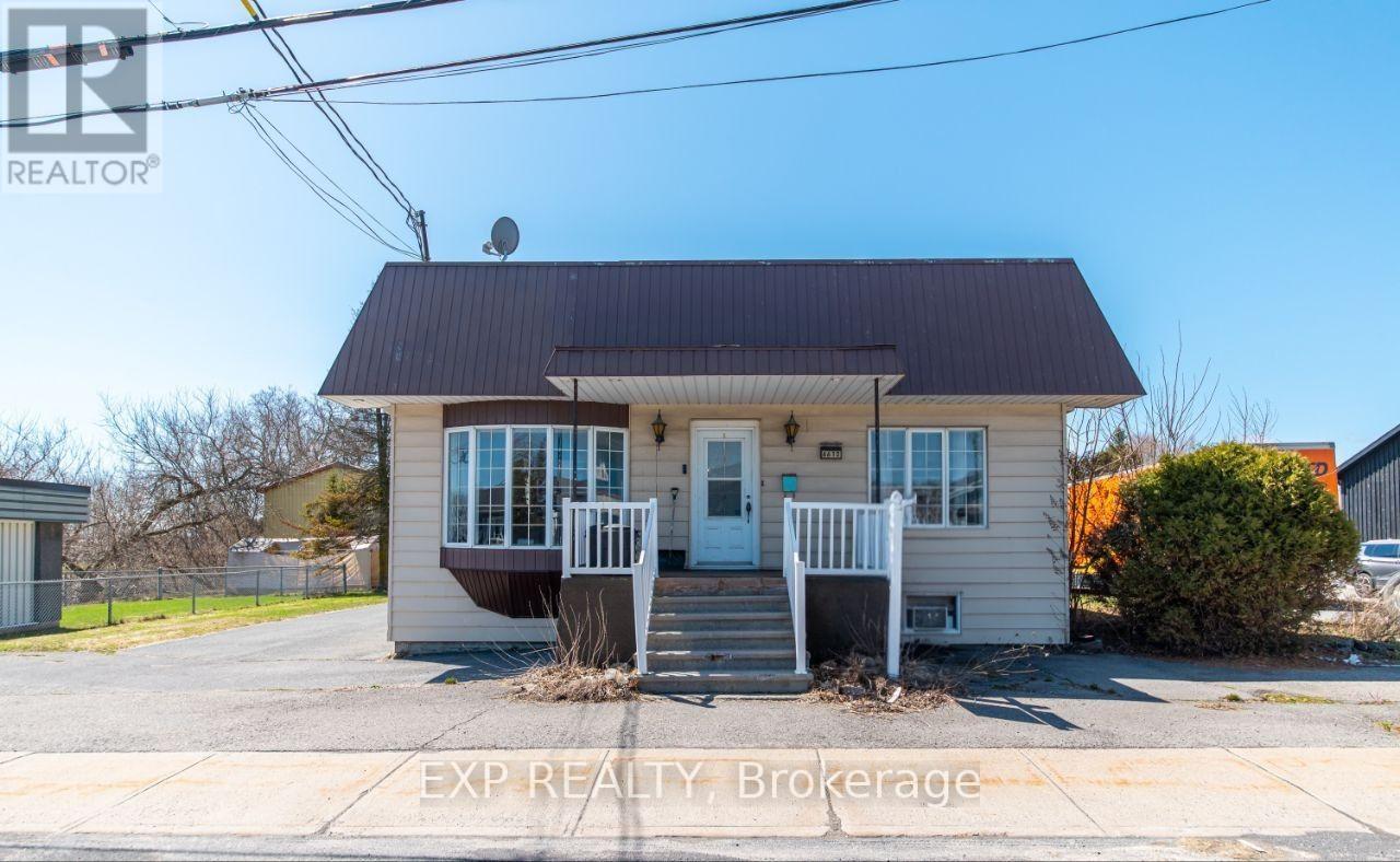 4612 STE CATHERINE STREET - 1