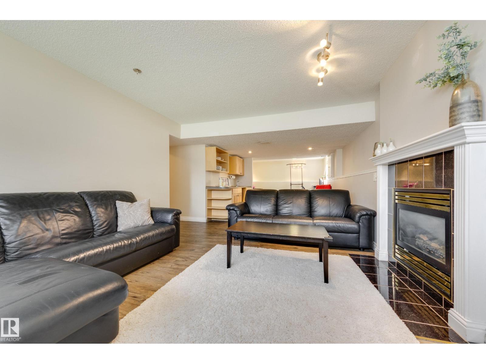 1123 48 ST NW - Image 27