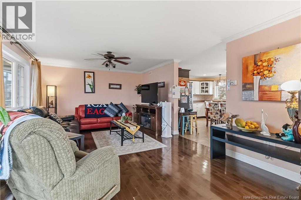 5 Carlson Street - 11
