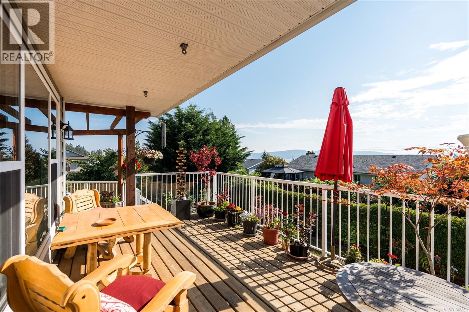 8067 York Ave - 17