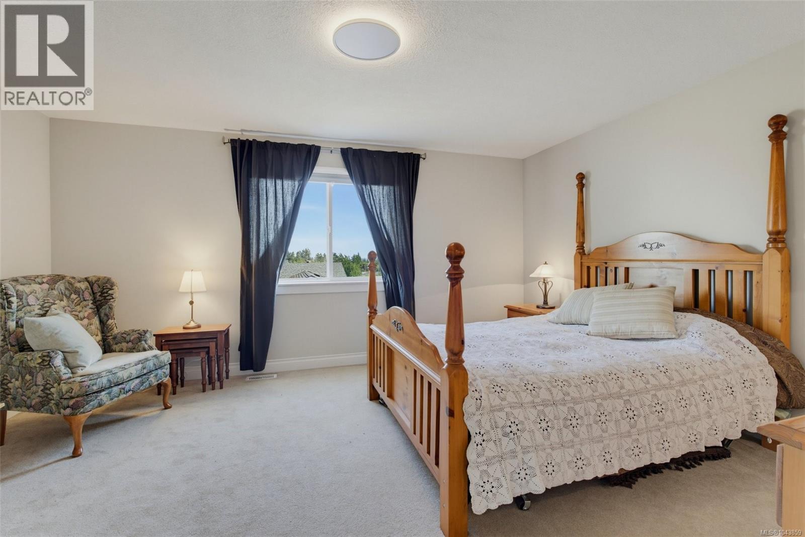 8067 York Ave - 28