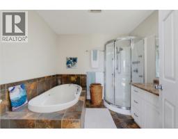 8067 York Ave, Crofton, BC V0R1R0 Photo 31