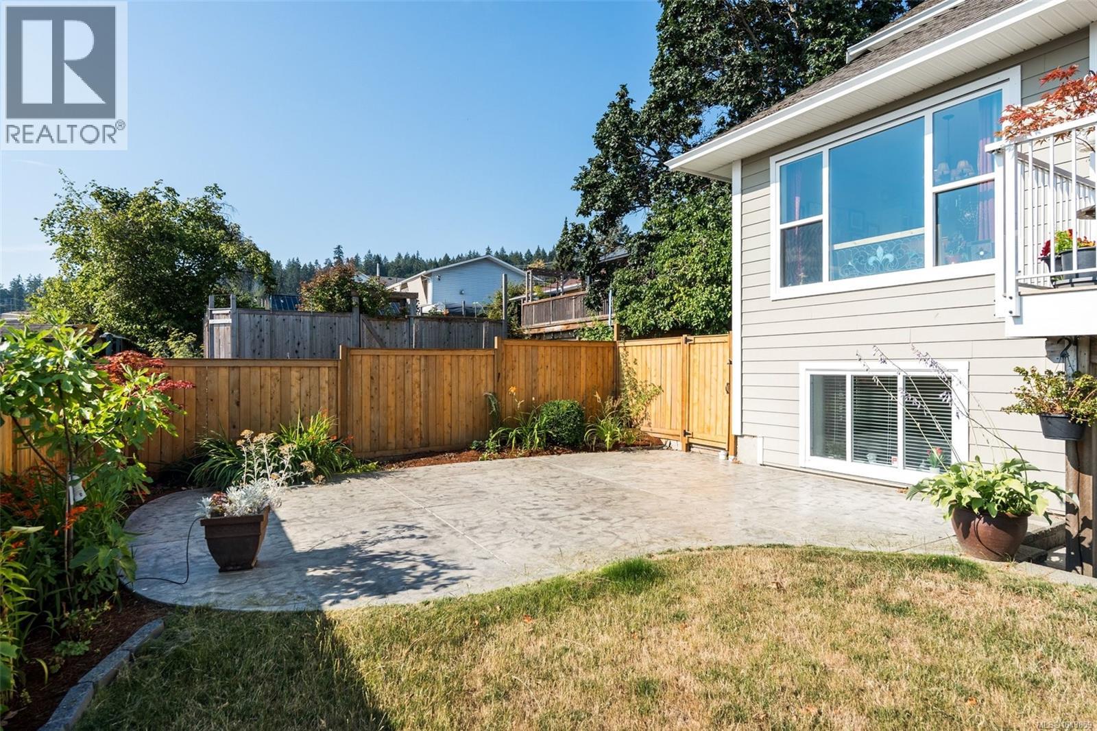 8067 York Ave - 46