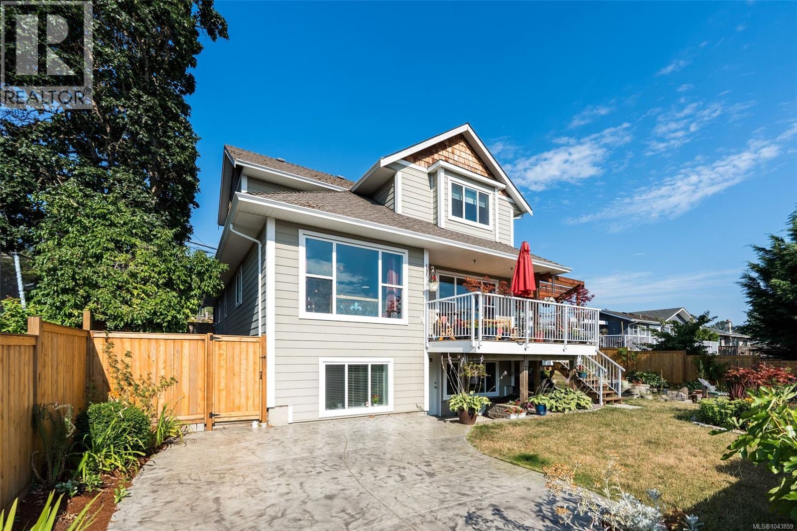 8067 York Ave - 43