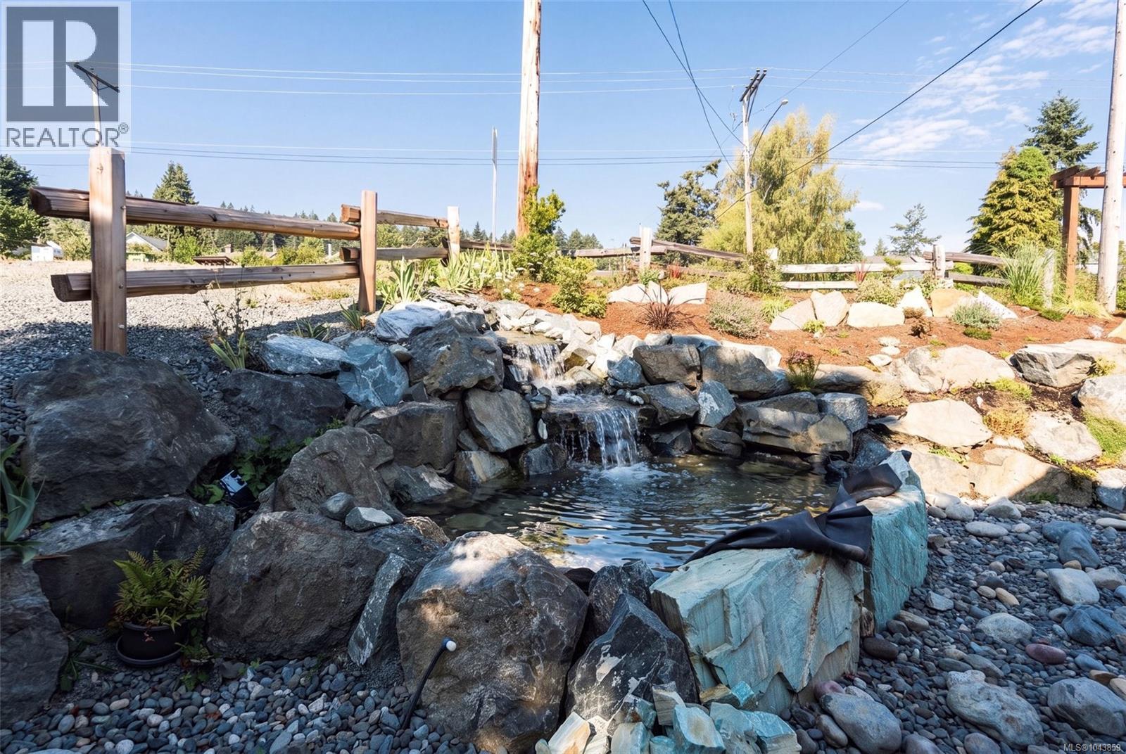 8067 York Ave - 52