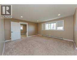 Laundry room - 7614 St Andrew Court, Prince George, BC V2N0B6 Photo 17