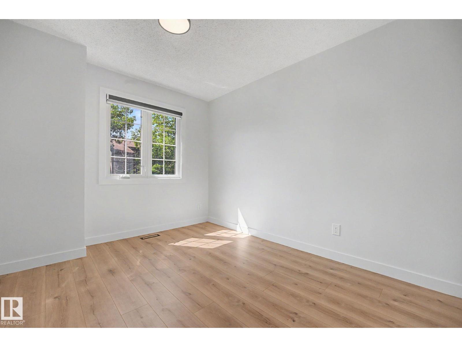 17084 67 AV NW - 17